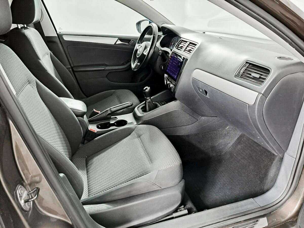 Volkswagen Jetta 2013 года с пробегом. Фото: #8
