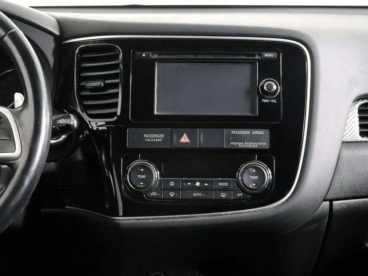 Mitsubishi Outlander 2013 года с пробегом. Фото: #10