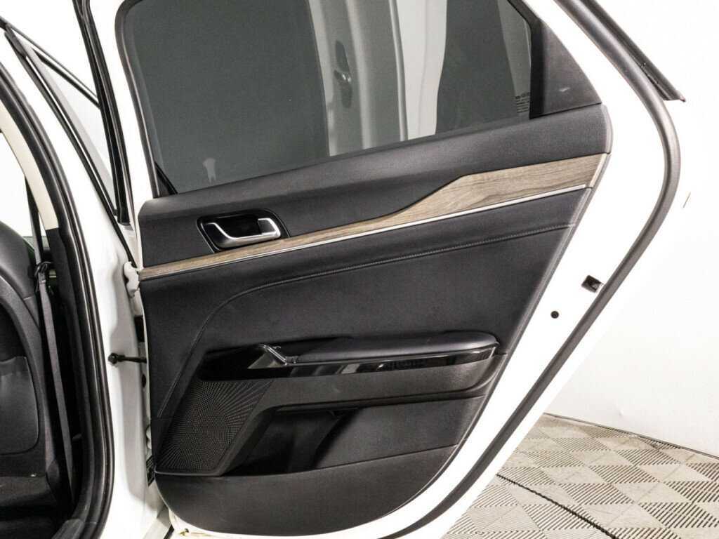 Kia K5 2021 года с пробегом. Фото: #25