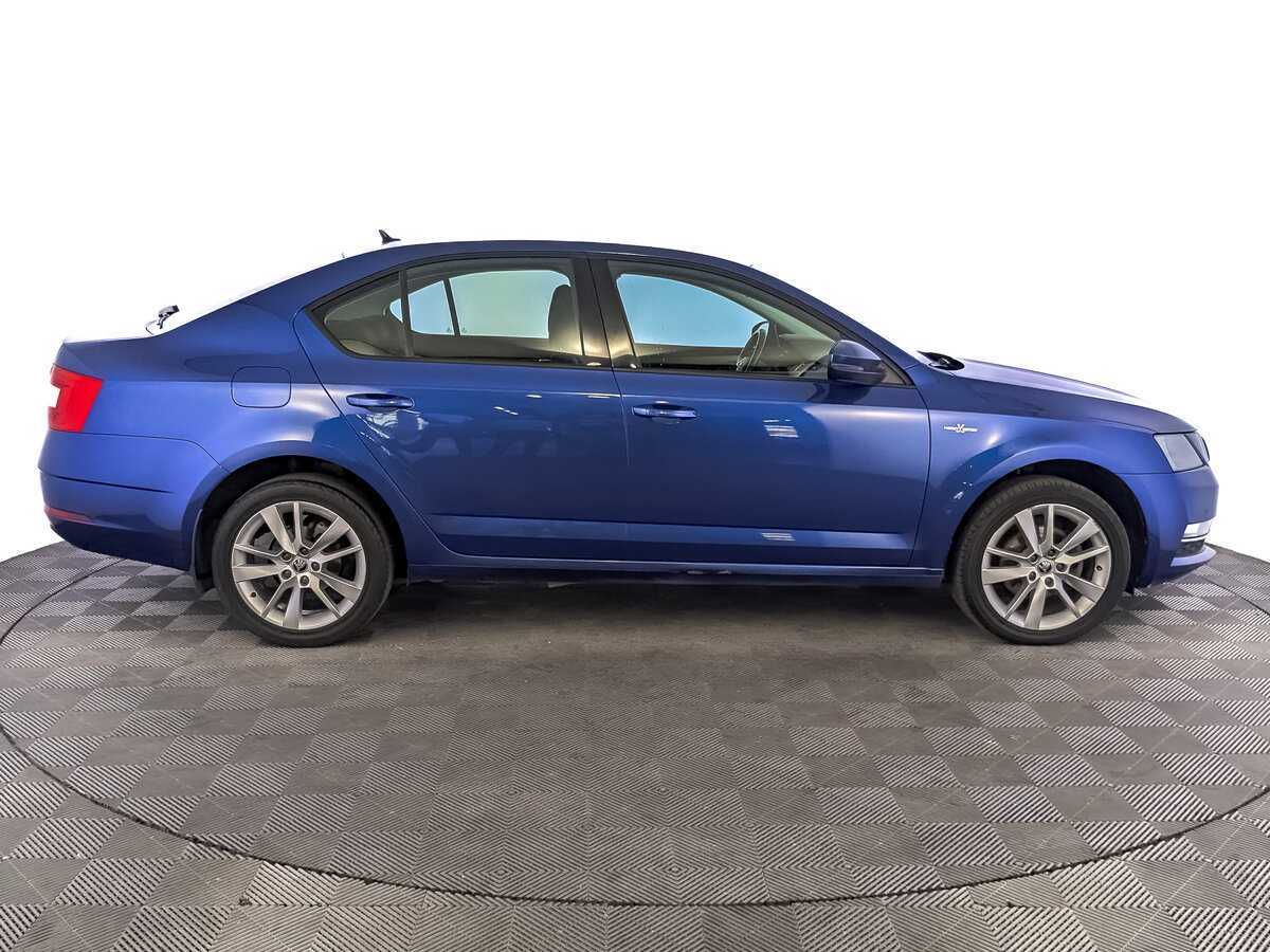 Skoda Octavia 2020 года с пробегом. Фото: #3