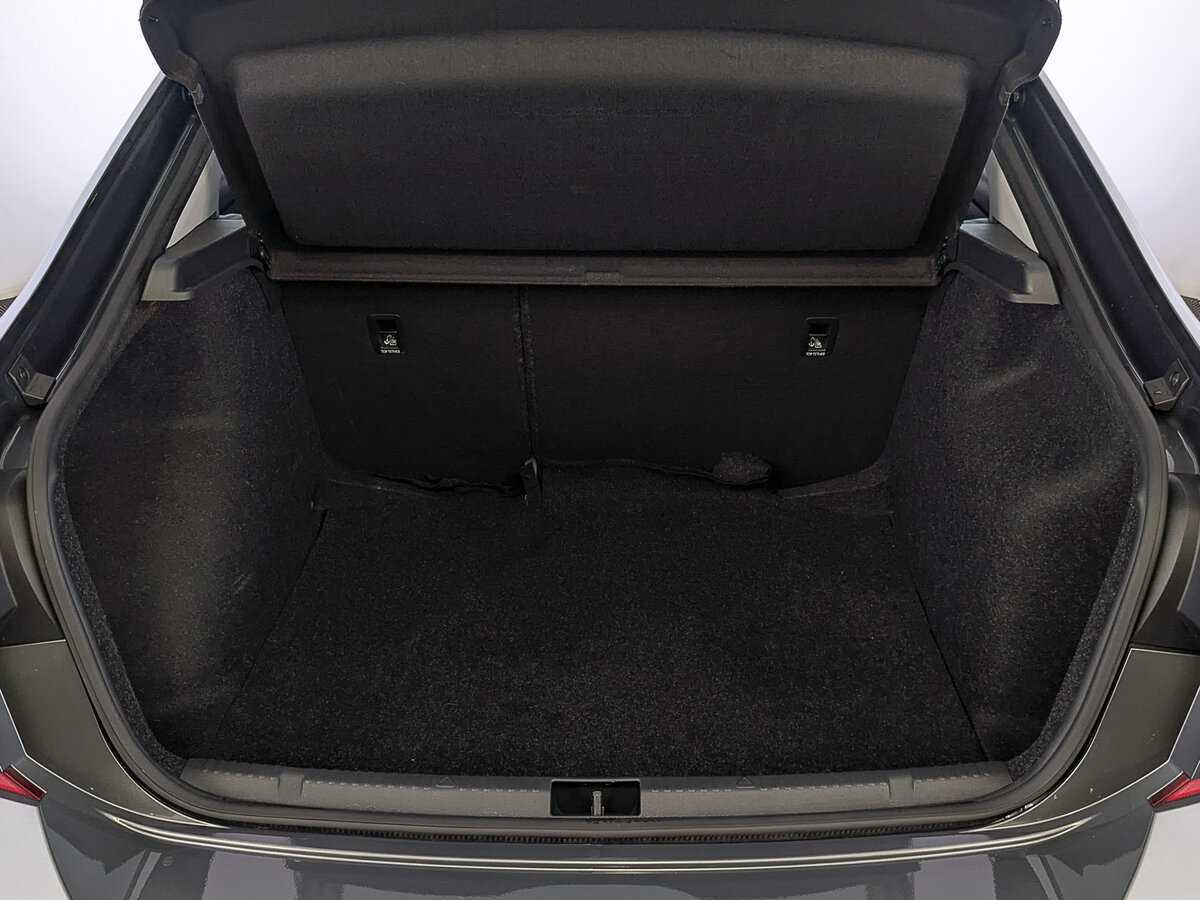 Volkswagen Polo 2021 года с пробегом. Фото: #9