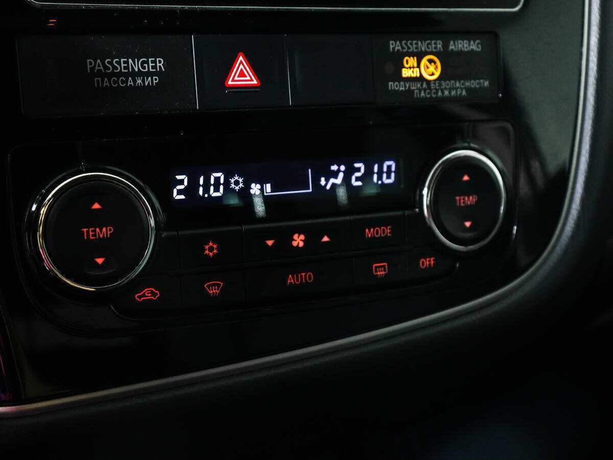 Mitsubishi Outlander 2018 года с пробегом. Фото: #13