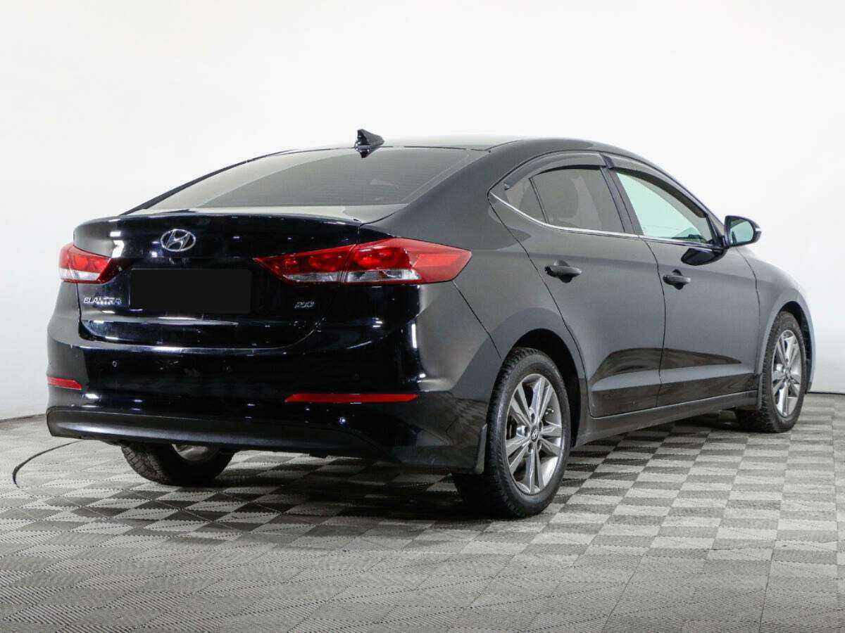 Hyundai Elantra 2017 года с пробегом. Фото: #4