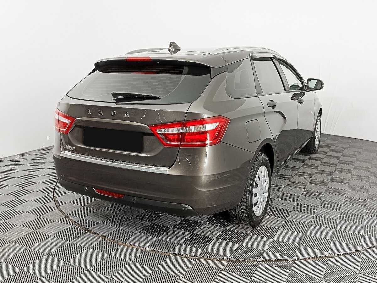 Lada (ВАЗ) Vesta 2021 года с пробегом. Фото: #4