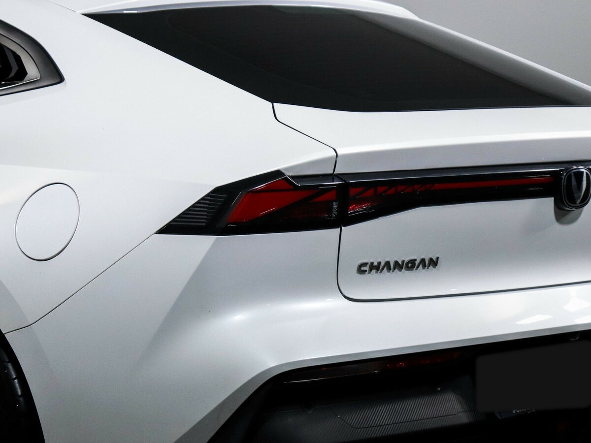 Changan UNI-V 2022 года с пробегом. Фото: #15