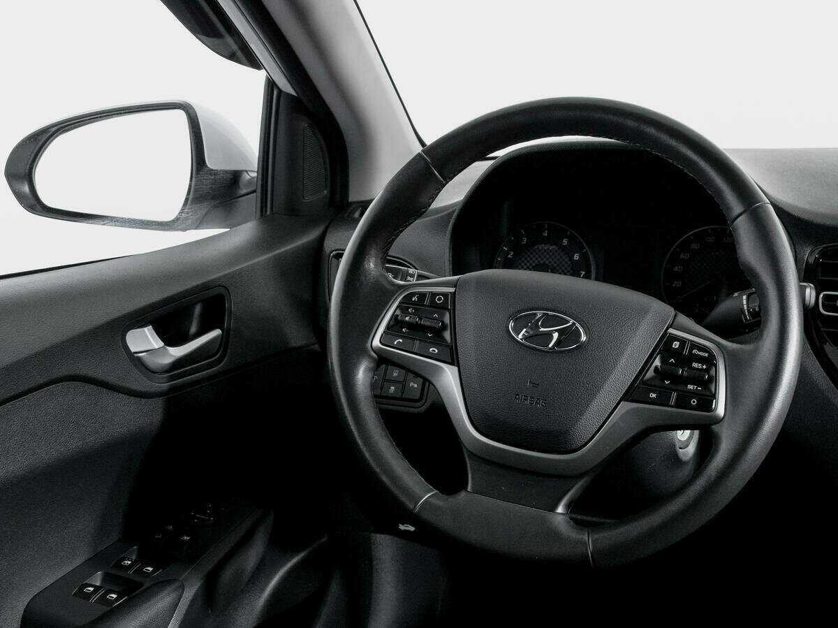 Hyundai Solaris 2021 года с пробегом. Фото: #12