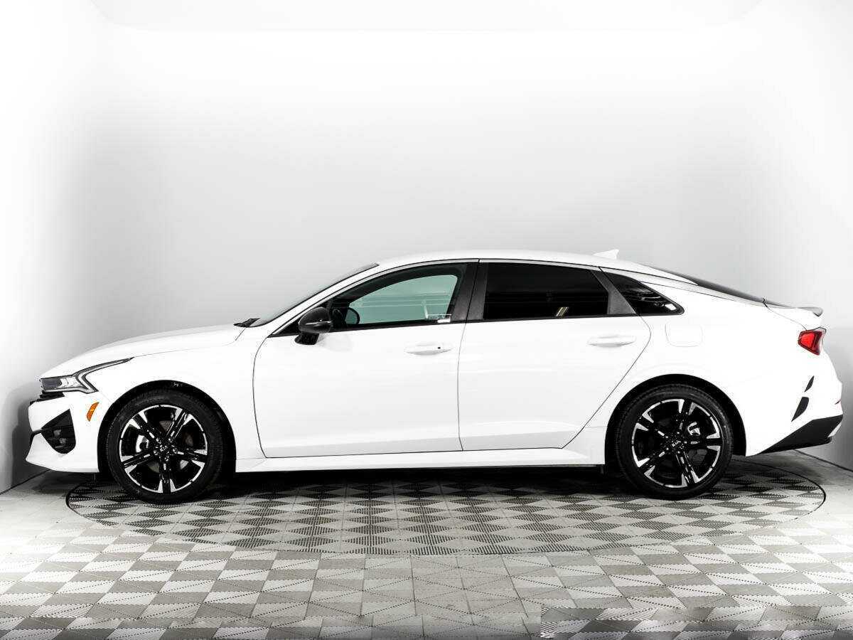 Kia K5 2021 года с пробегом. Фото: #7