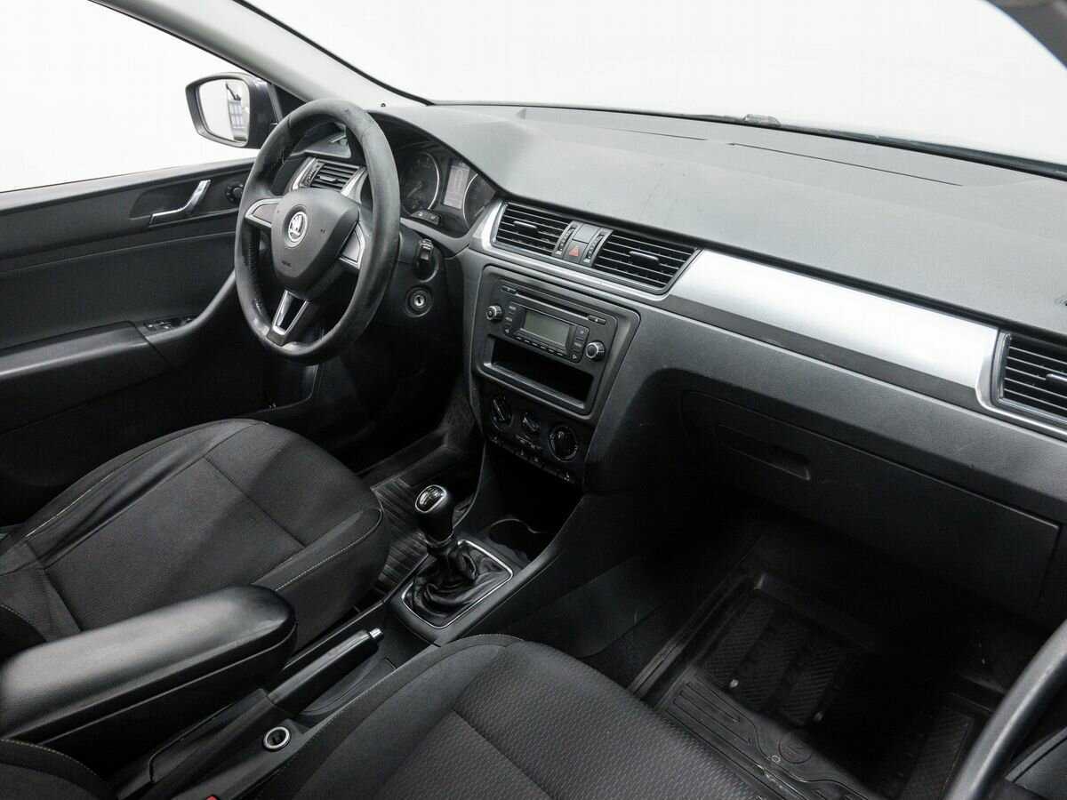 Skoda Rapid 2014 года с пробегом. Фото: #7
