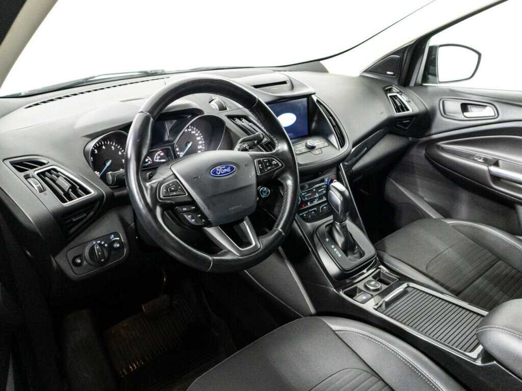 Ford Kuga 2017 года с пробегом. Фото: #10