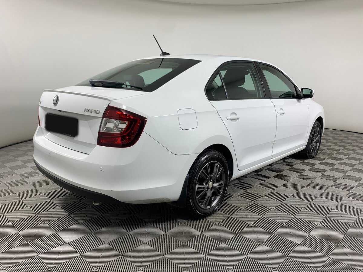 Skoda Rapid 2018 года с пробегом. Фото: #4