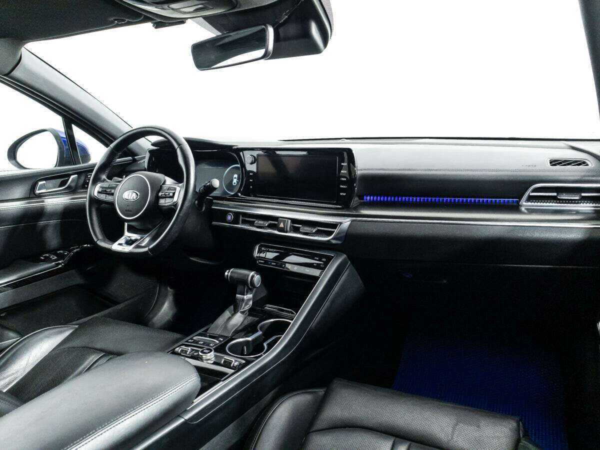 Kia K5 2021 года с пробегом. Фото: #8