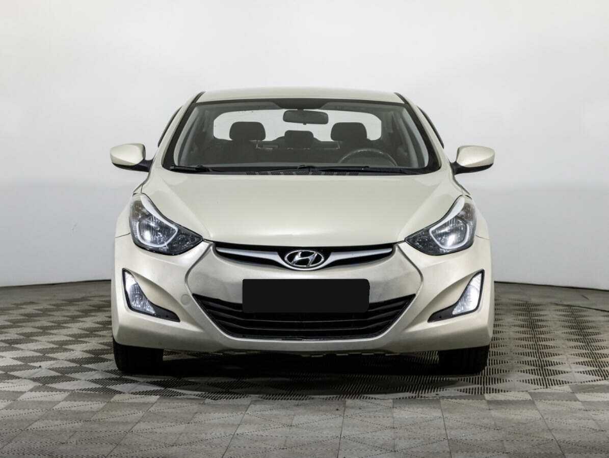 Hyundai Elantra 2015 года с пробегом. Фото: #1