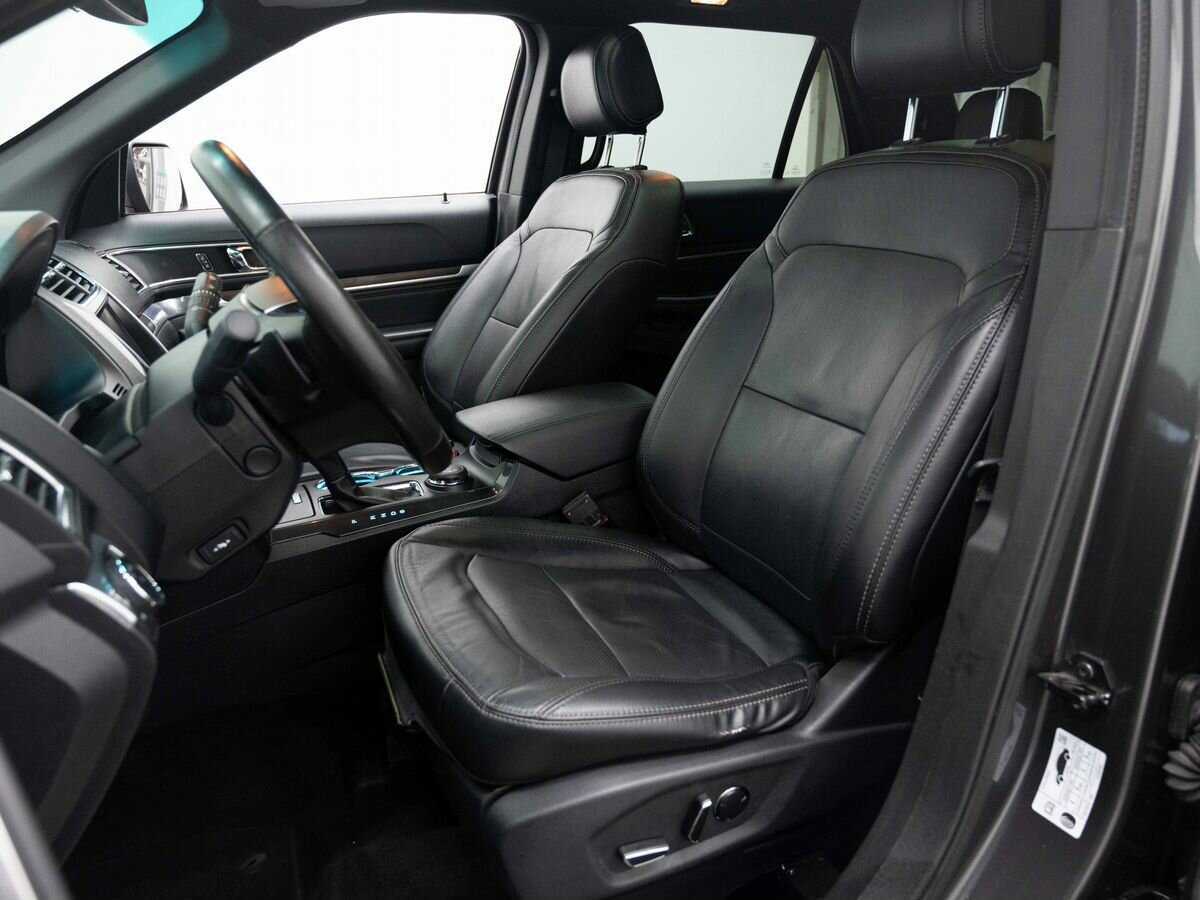 Ford Explorer 2016 года с пробегом. Фото: #7