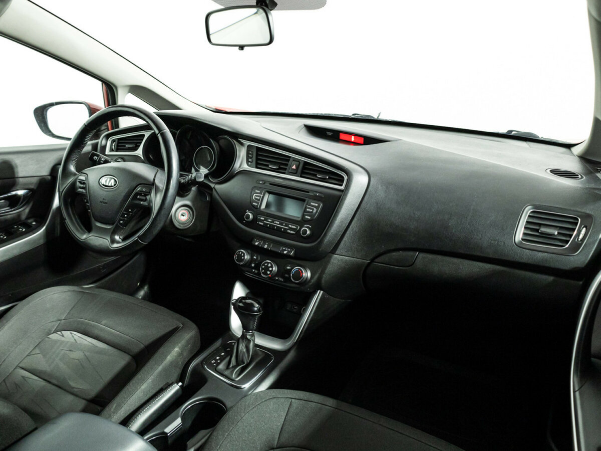 Kia Ceed 2016 года с пробегом. Фото: #8