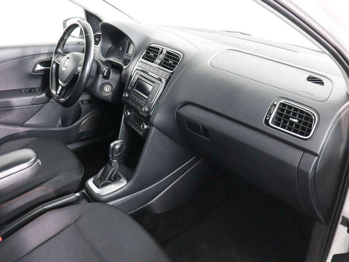 Volkswagen Polo 2017 года с пробегом. Фото: #9