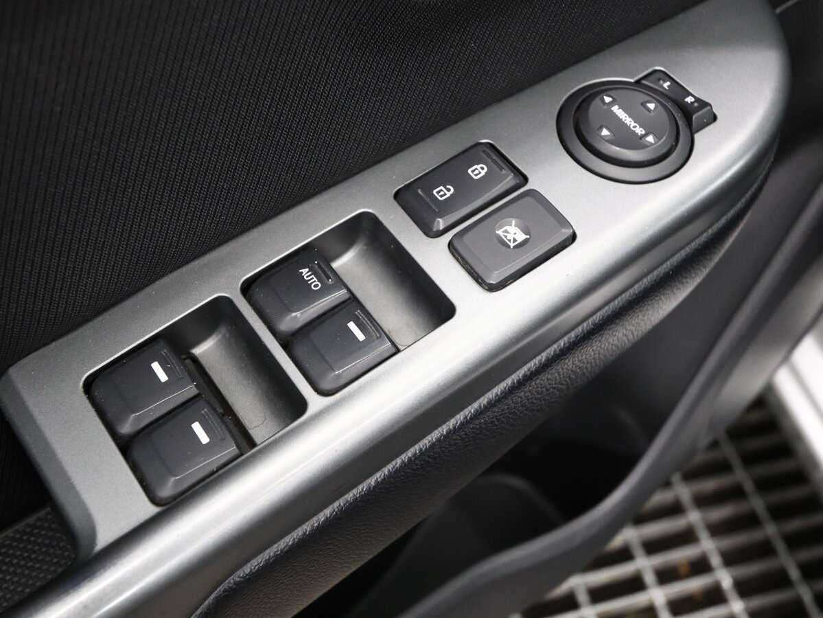 Kia Rio 2015 года с пробегом. Фото: #5