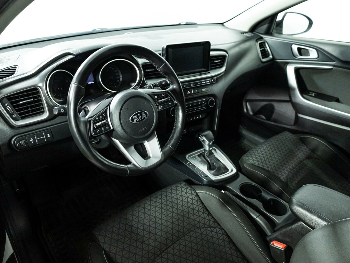 Kia Ceed 2018 года с пробегом. Фото: #10