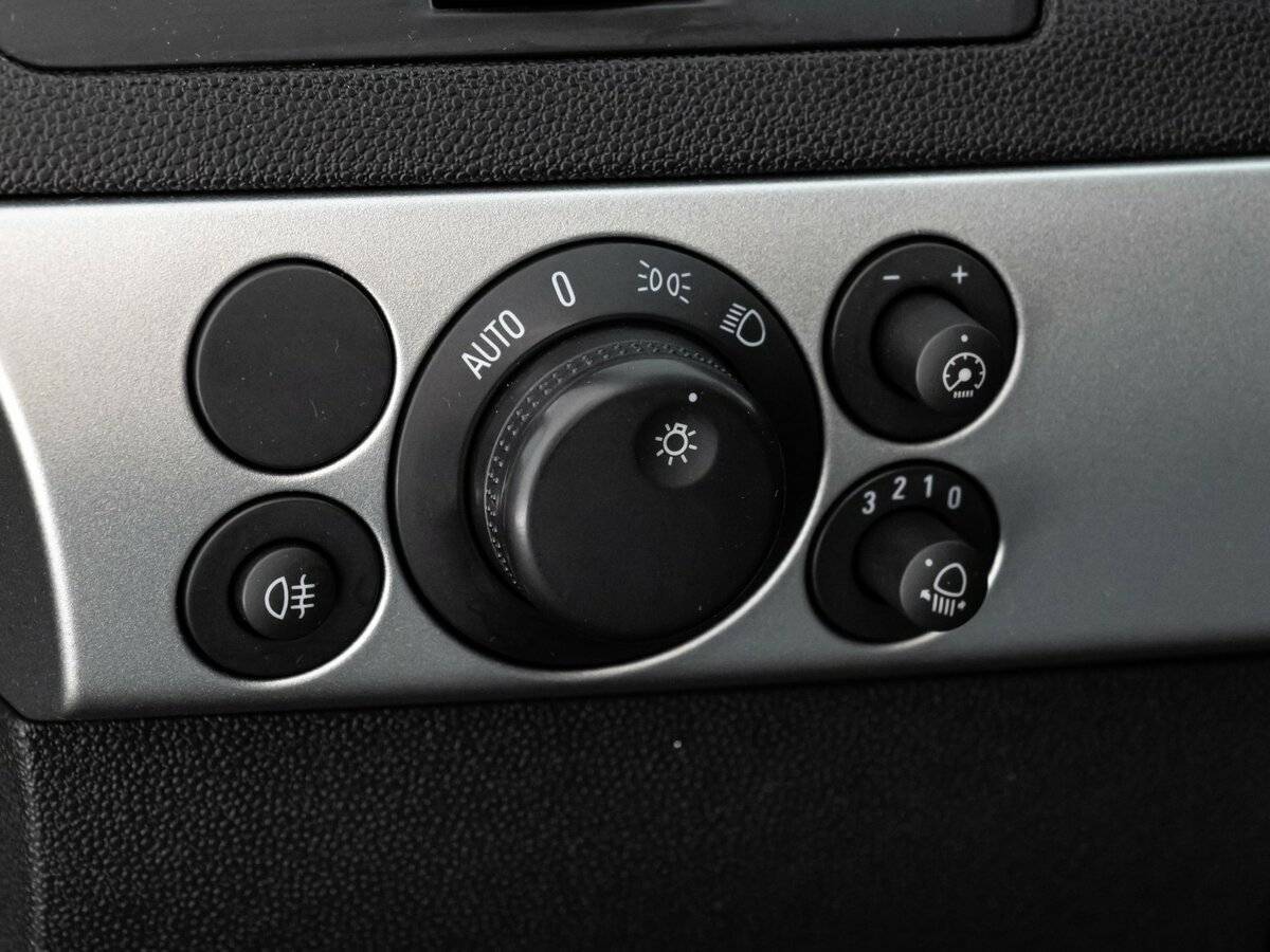 Opel Astra 2014 года с пробегом. Фото: #16