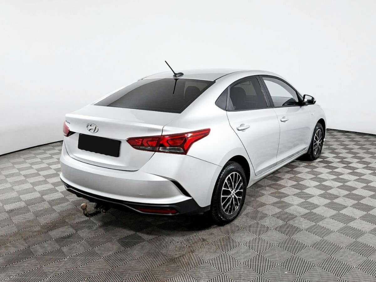 Hyundai Solaris 2021 года с пробегом. Фото: #3