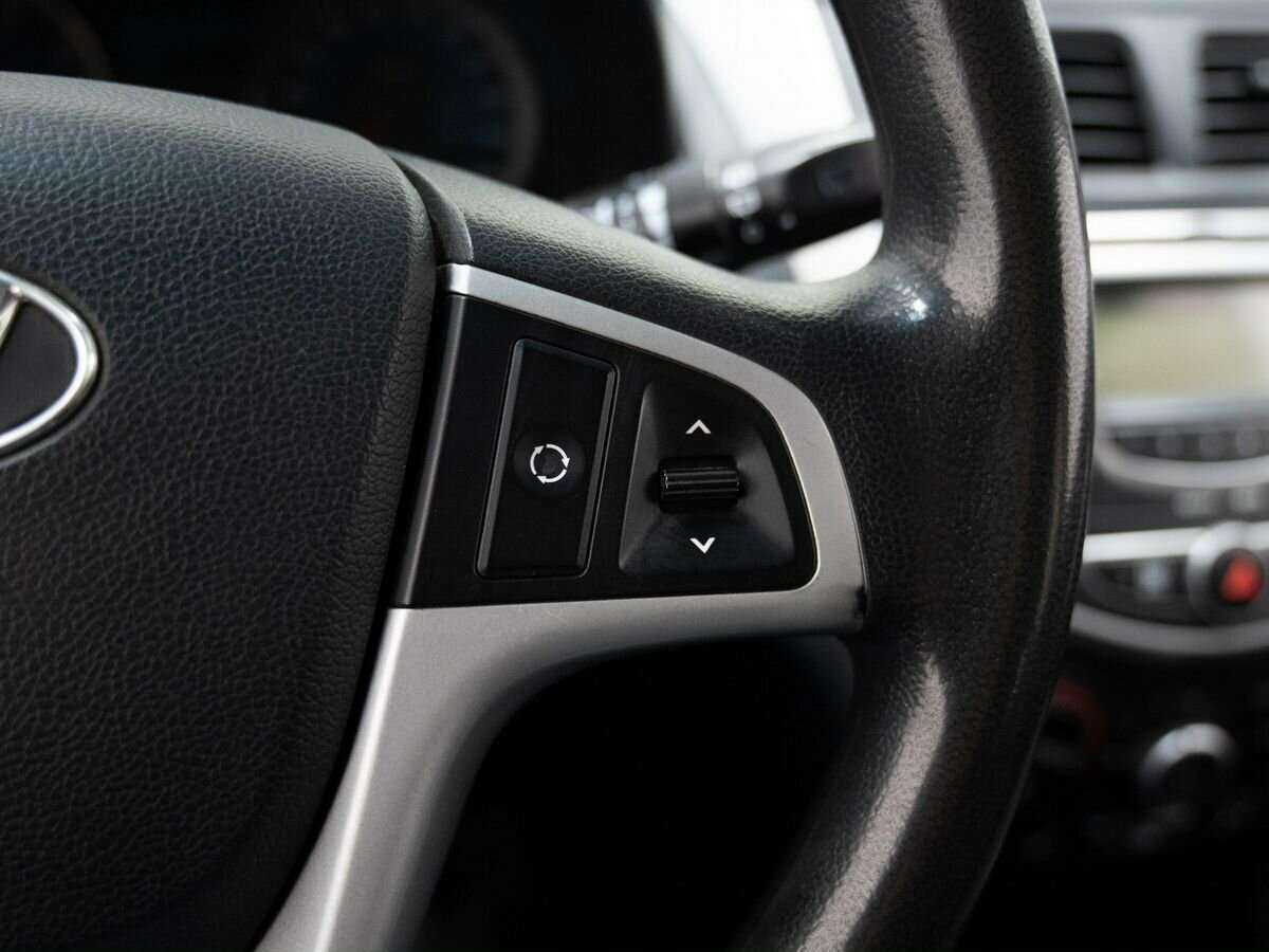 Hyundai Solaris 2012 года с пробегом. Фото: #16