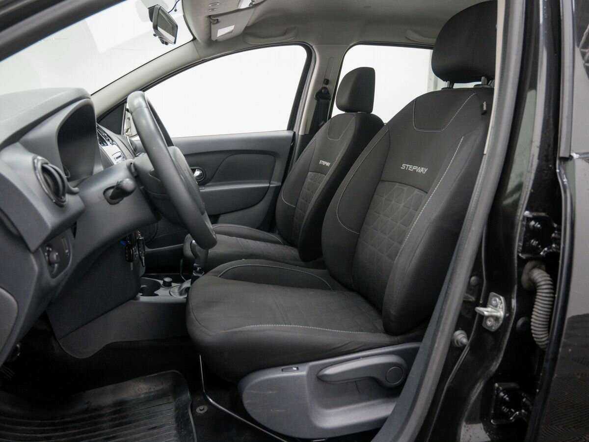 Renault Sandero 2015 года с пробегом. Фото: #14