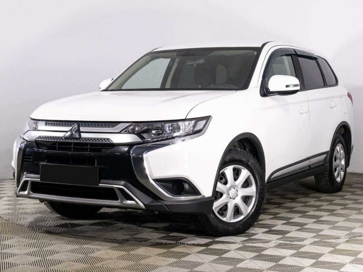 Mitsubishi Outlander 2019 года с пробегом. Посмотреть фото