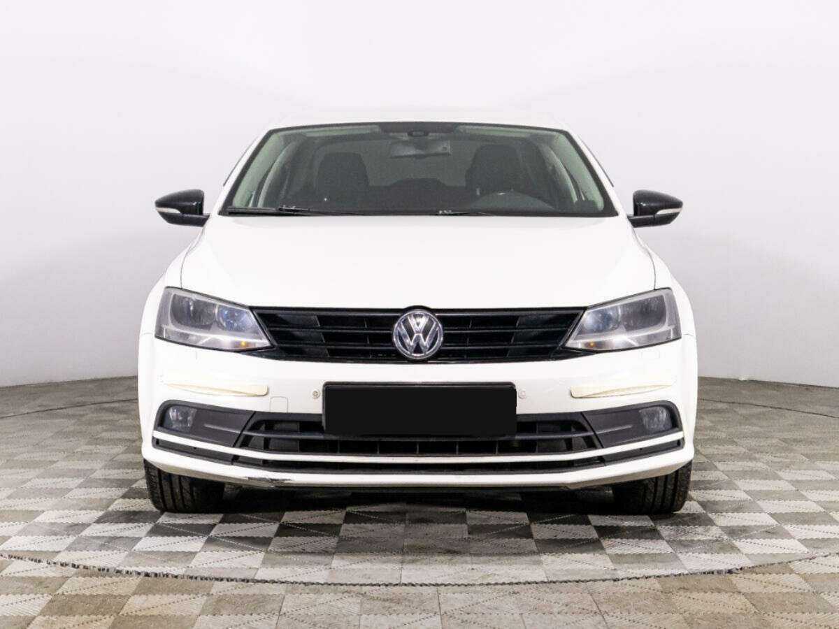 Volkswagen Jetta 2015 года с пробегом. Фото: #1