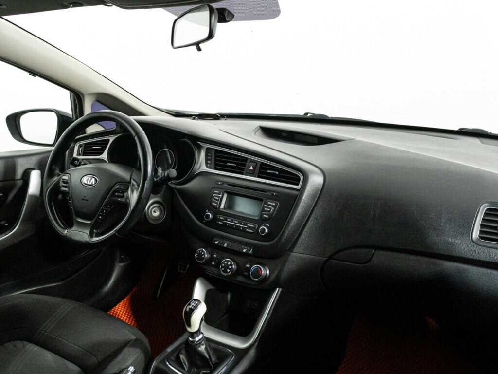 Kia Ceed 2015 года с пробегом. Фото: #8