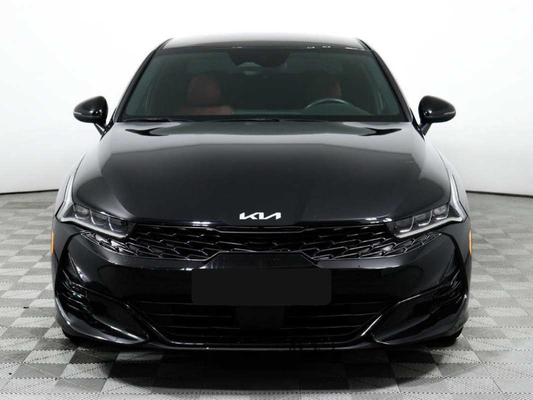 Kia K5 2022 года с пробегом. Фото: #1