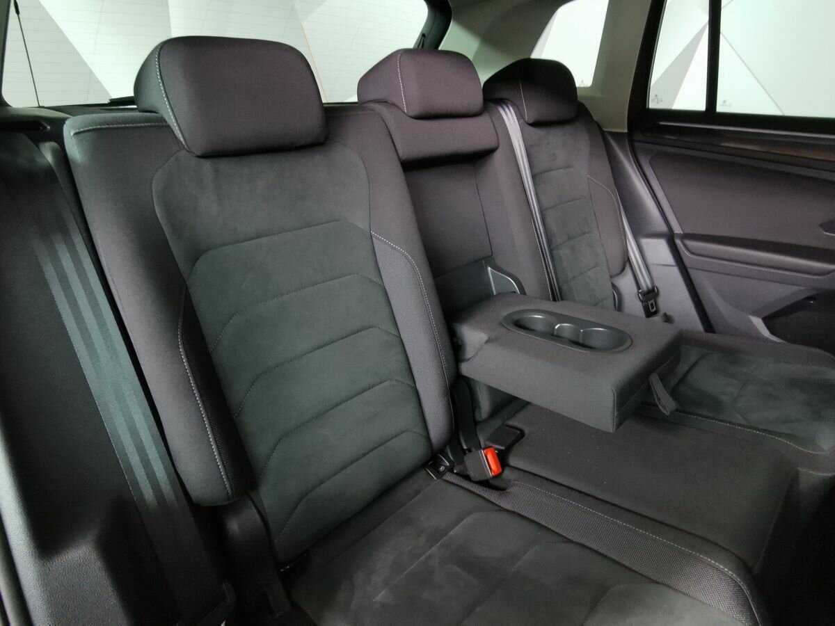 Volkswagen Tiguan 2018 года с пробегом. Фото: #12