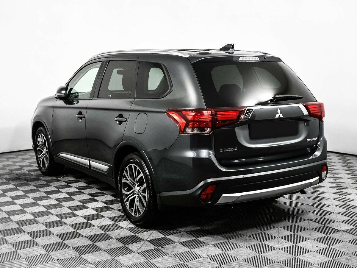 Mitsubishi Outlander 2018 года с пробегом. Фото: #6