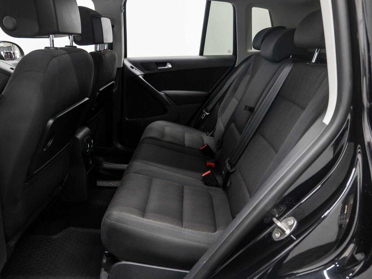 Volkswagen Tiguan 2013 года с пробегом. Фото: #12