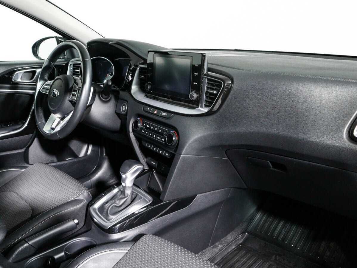 Kia Ceed 2020 года с пробегом. Фото: #6