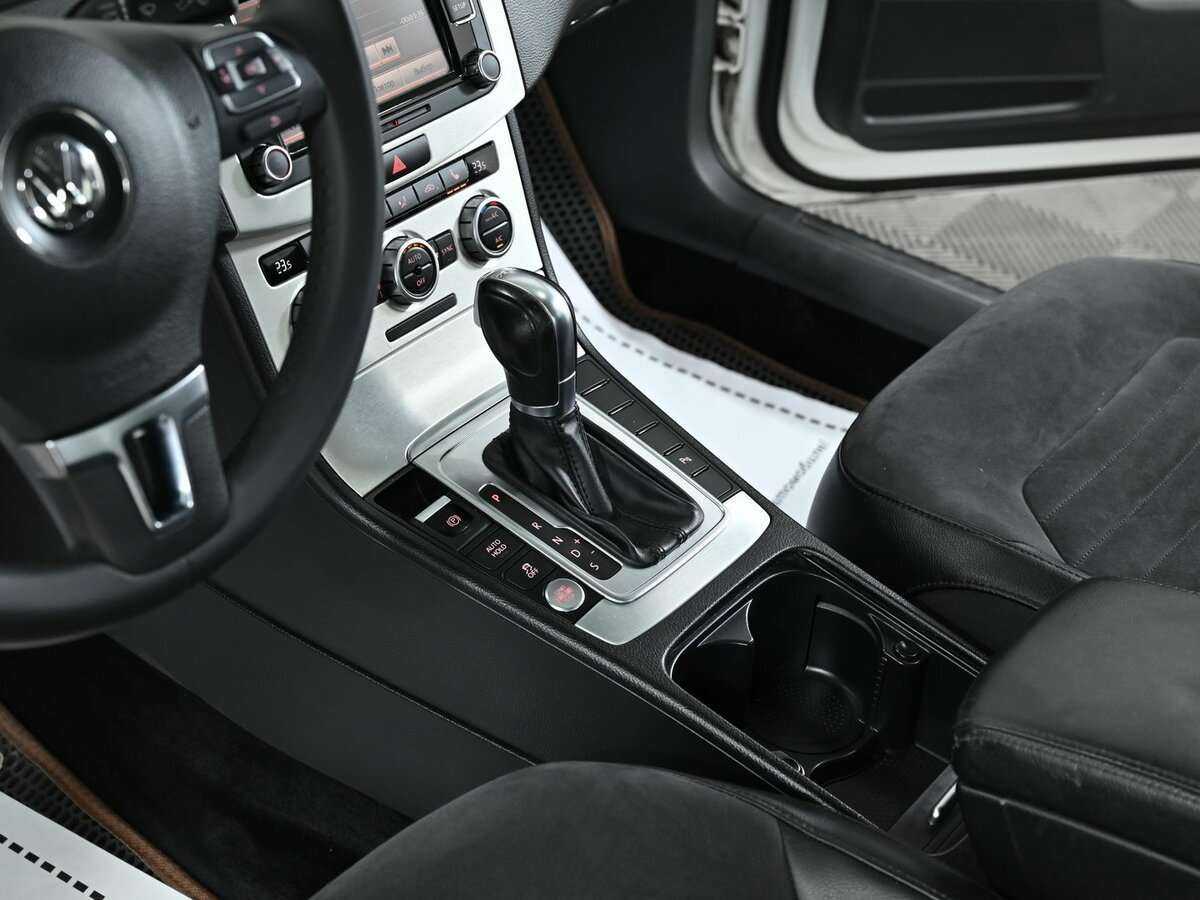 Volkswagen Passat 2013 года с пробегом. Фото: #7