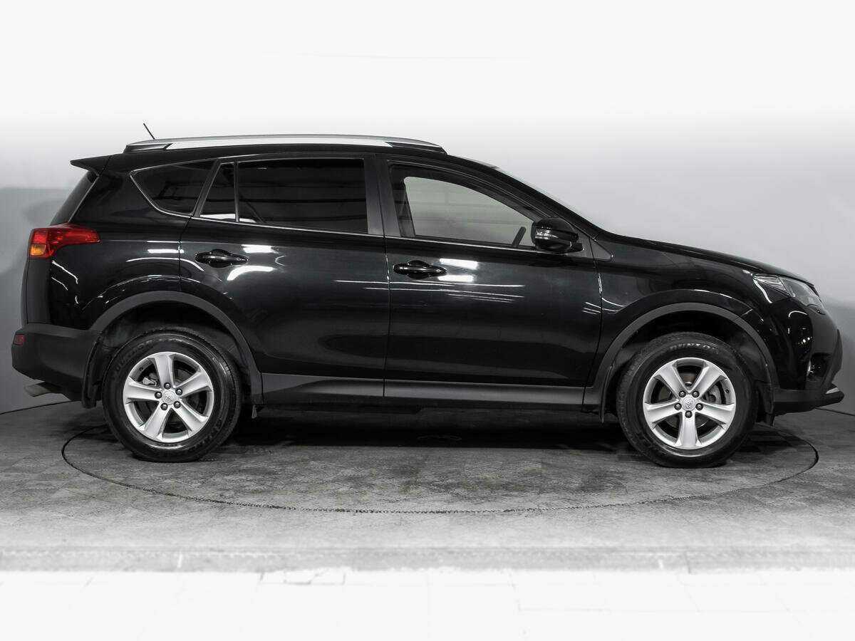 Toyota RAV4 2014 года с пробегом. Фото: #3