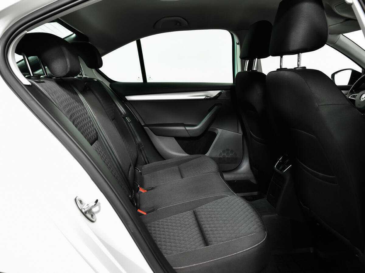 Skoda Octavia 2016 года с пробегом. Фото: #9
