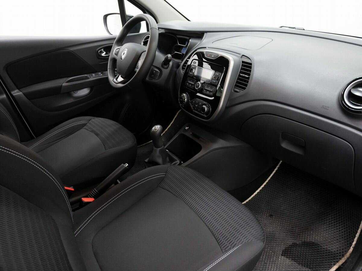 Renault Kaptur 2017 года с пробегом. Фото: #10