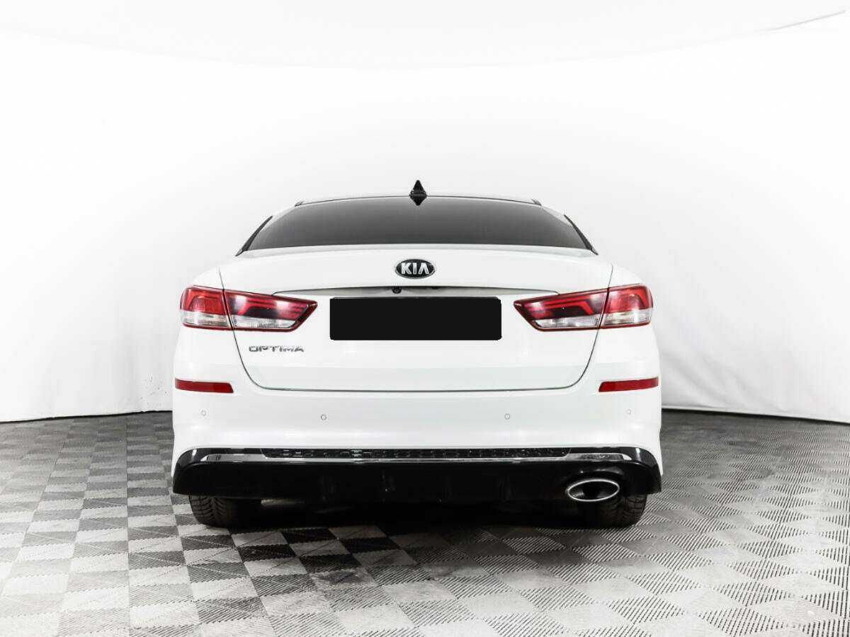 Kia Optima 2018 года с пробегом. Фото: #4