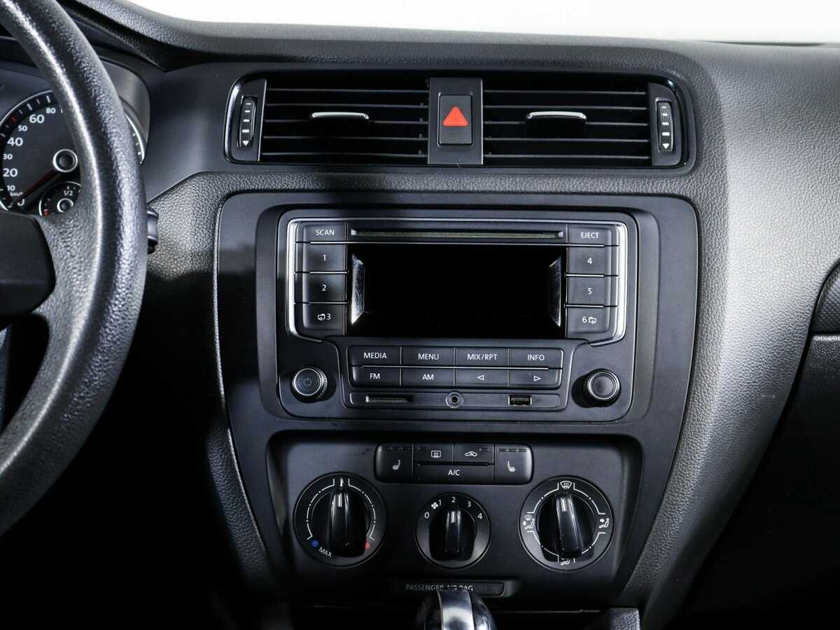 Volkswagen Jetta 2013 года с пробегом. Фото: #9