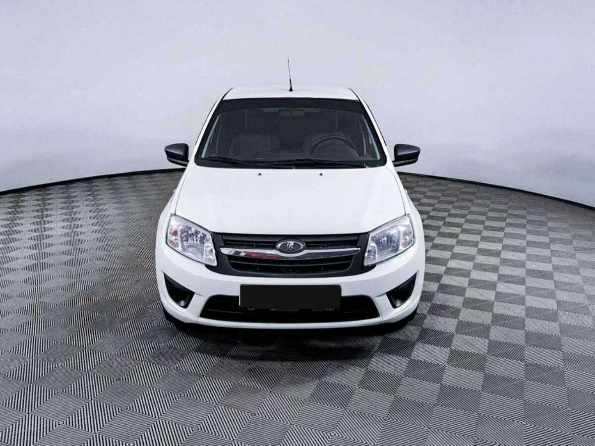 Lada (ВАЗ) Granta 2018 года с пробегом. Фото: #1