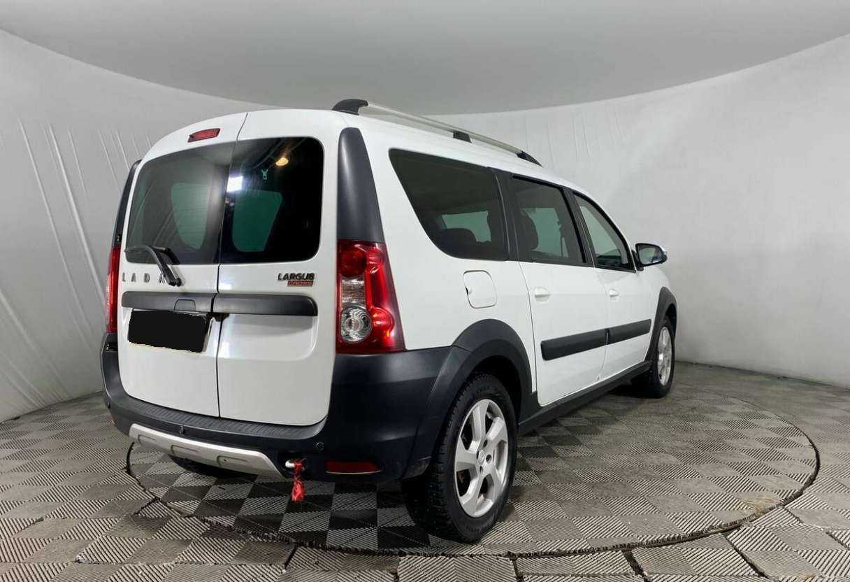 Lada (ВАЗ) Largus 2021 года с пробегом. Фото: #4