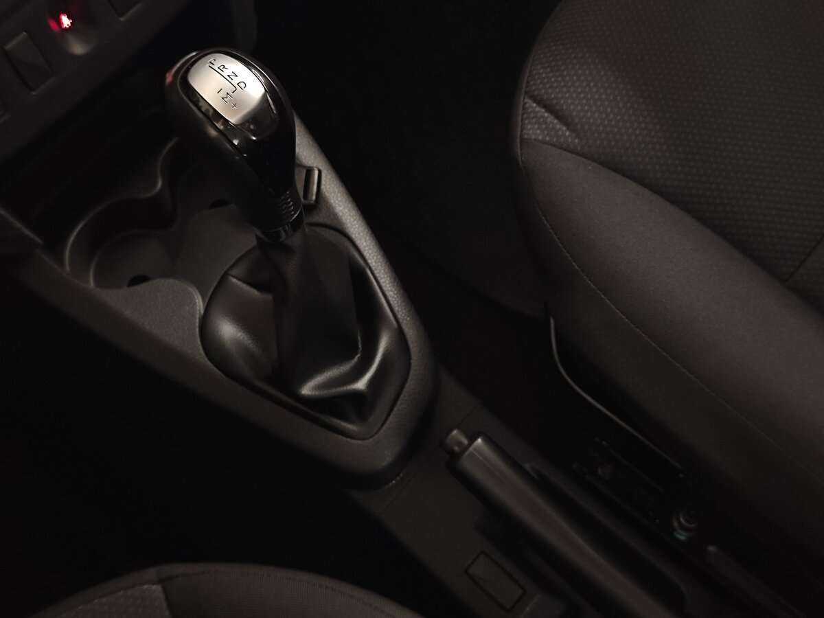 Renault Logan 2019 года с пробегом. Фото: #15