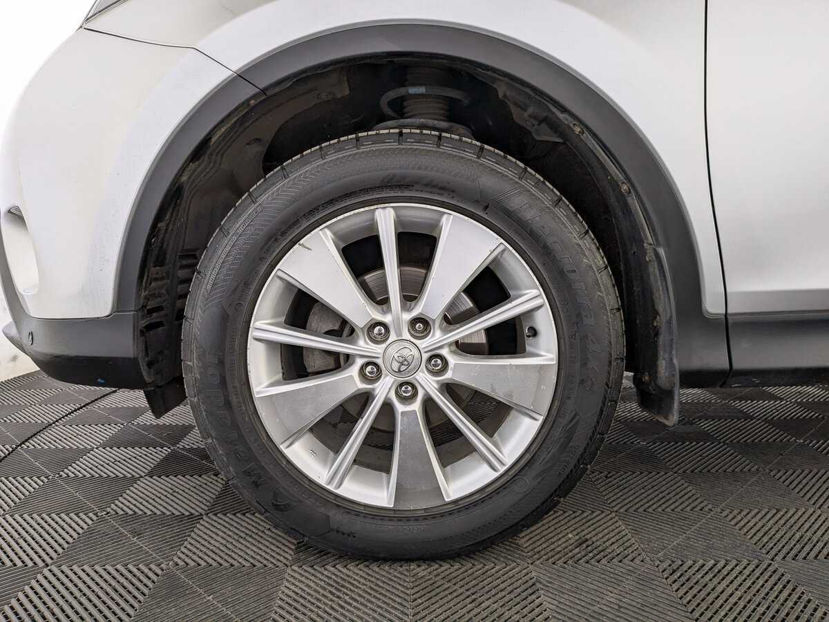 Toyota RAV4 2014 года с пробегом. Фото: #11