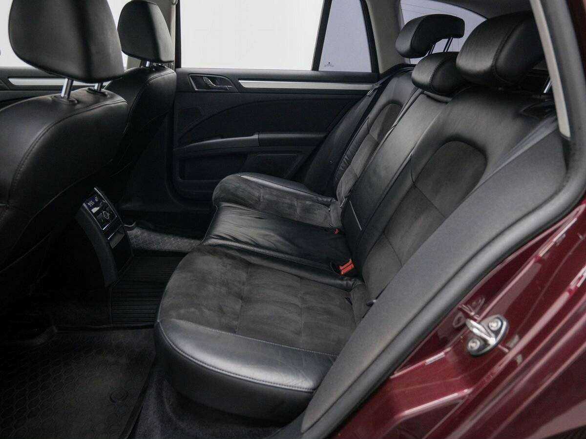 Skoda Superb 2014 года с пробегом. Фото: #12