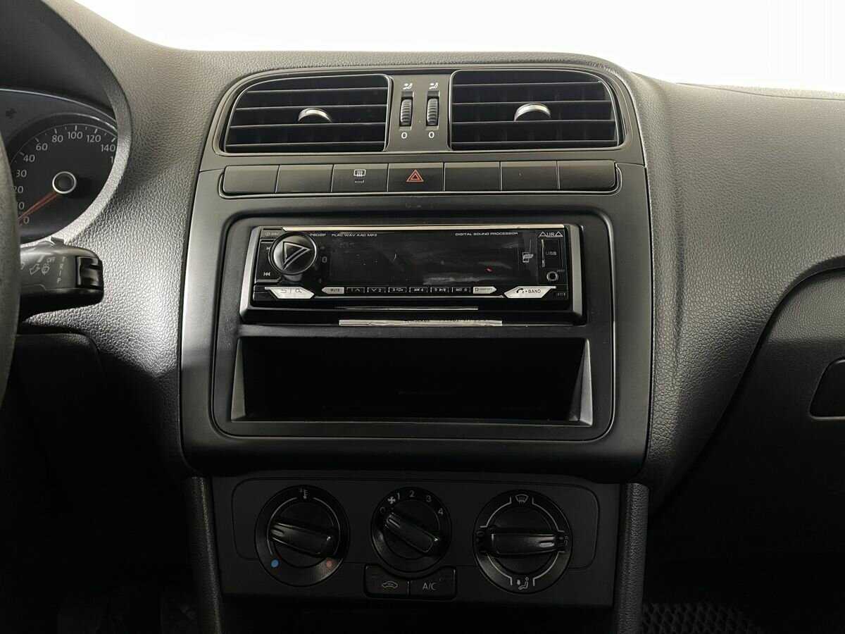 Volkswagen Polo 2017 года с пробегом. Фото: #11