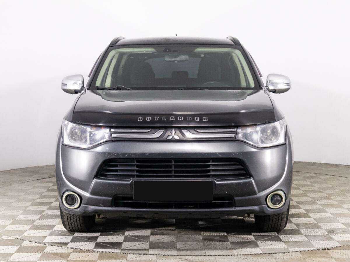 Mitsubishi Outlander 2013 года с пробегом. Фото: #1