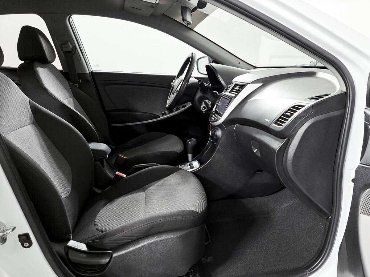 Hyundai Solaris 2013 года с пробегом. Фото: #8