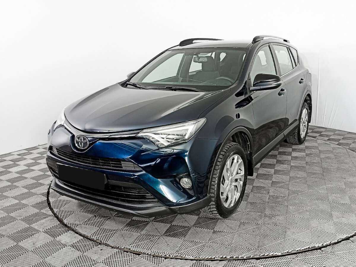 Toyota RAV4 2019 года с пробегом. Посмотреть фото