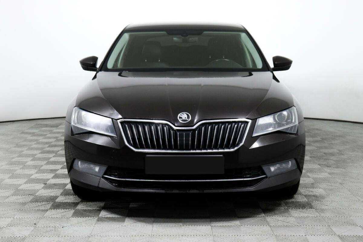Skoda Superb 2015 года с пробегом. Фото: #1