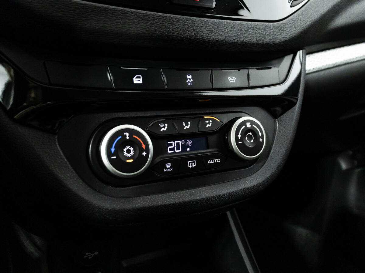 Lada (ВАЗ) Vesta 2019 года с пробегом. Фото: #14